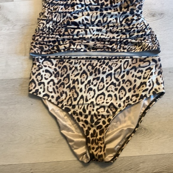 VICTORIA'S SECRET TANKINI TOP PUSH~UP BIKINI set ANIMAL PRINT MULTI COLOR size M - Picture 5 of 10